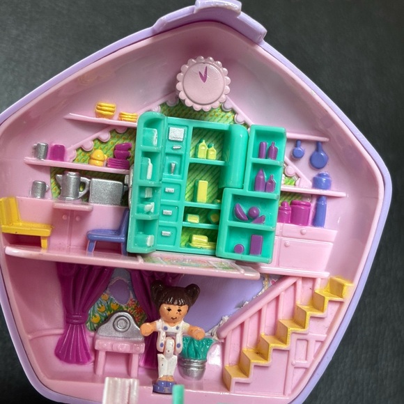 Vintage Polly Pocket Slumber Party Fun w doll - Picture 7 of 9